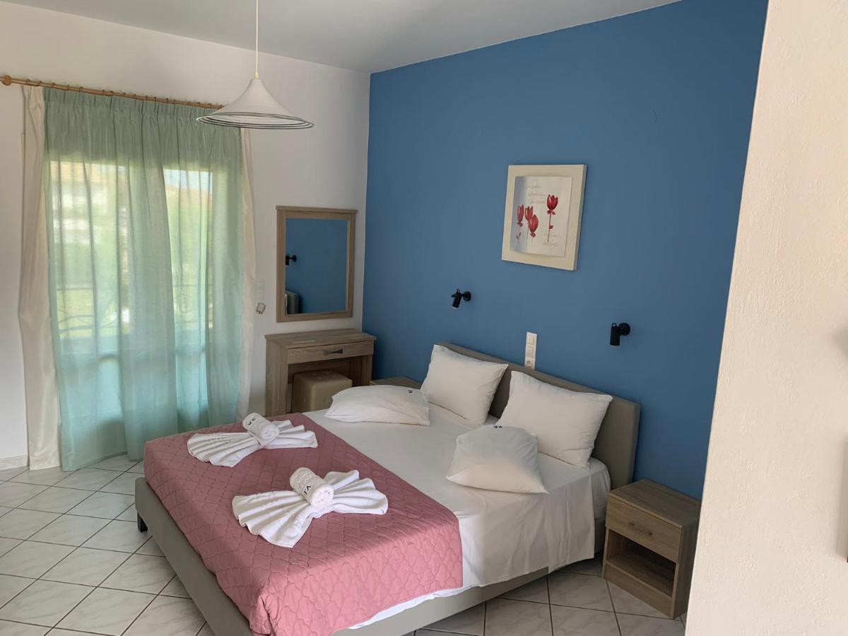 Eleftheria Studios And Apartments Acharavi  Dış mekan fotoğraf